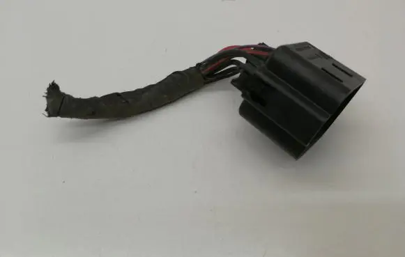 Volkswagen Caddy Glow plug pre-heat relay 038973721B