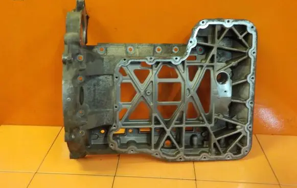 Jaguar S-Type Oil sump 4R8Q6U004EB