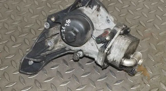 Engine oil radiator