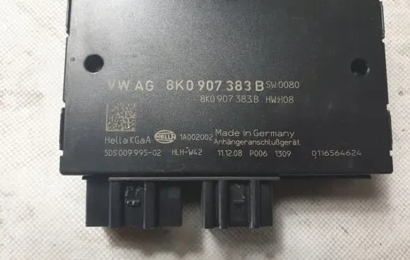 Audi A5 8T 8F Tow bar trailer control unit/module 8K0907383B