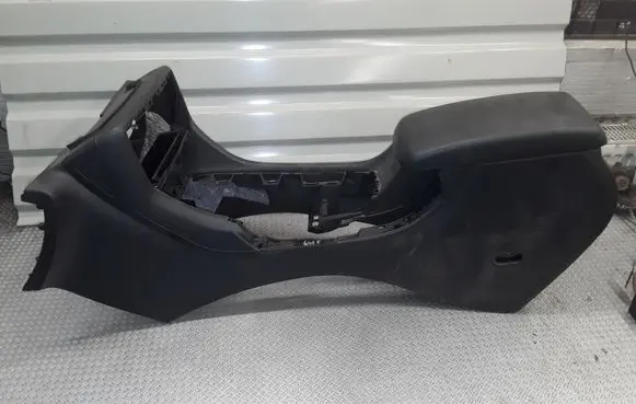 Citroen C5 Center console 9682469877