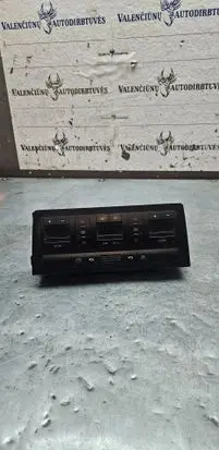 Audi A8 S8 D2 4D Climate control unit 4D0820043M 5HB00807100