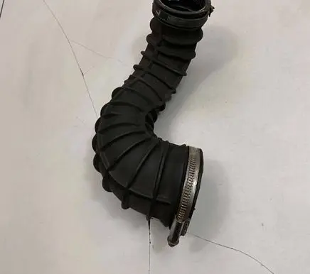 Volvo S60 Air intake hose/pipe 08634143