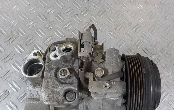 Mercedes-Benz E W212 Air conditioning (A/C) compressor (pump) 4472603091