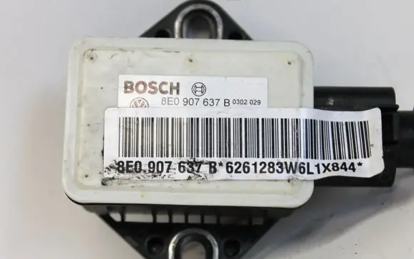 Audi A4 S4 B7 8E 8H Acceleration sensor 8E0907637B