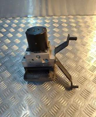 BMW 5 E60 E61 ABS Pump 6783368 6783366 XOE6X4WD