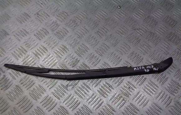 Alfa Romeo 147 Rear wiper blade arm