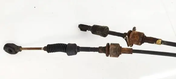 Mitsubishi Outlander Gear shift cable linkage 