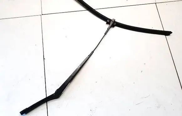 Skoda Octavia Mk2 (1Z) Front wiper blade arm 1z1955409a