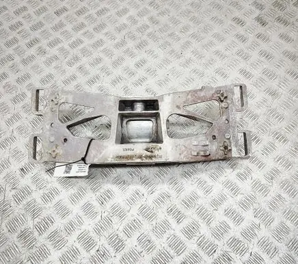 Jaguar XE Gearbox mounting bracket GX735060AC GX736A026MA