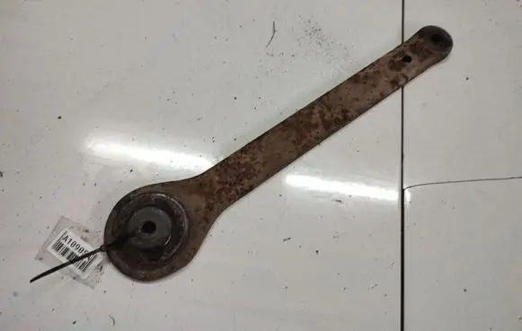 Opel Signum Engine mounting bracket