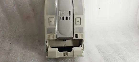 Audi A6 S6 C6 4F Front seat light 4F0947135N