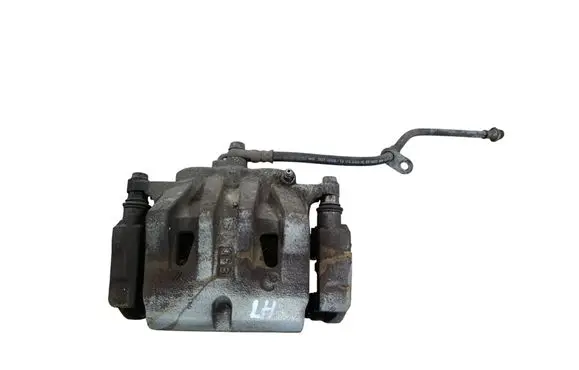 Toyota RAV 4 (XA50) Front brake caliper
