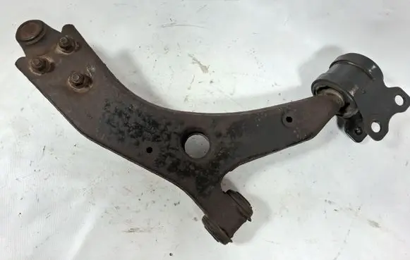 Volvo S40 Front lower control arm/wishbone 3M513A424AJ
