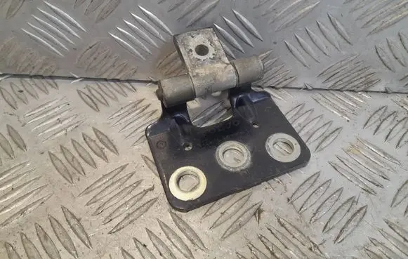 Volvo XC90 Tailgate/trunk/boot hinge 30674762