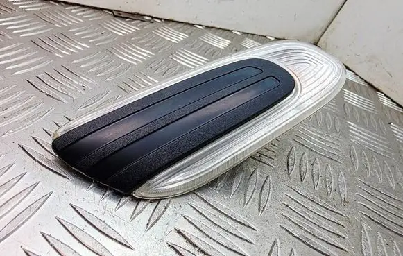 Mini One - Cooper F56 F55 Front fender indicator light 7298348 F02238300 0223850