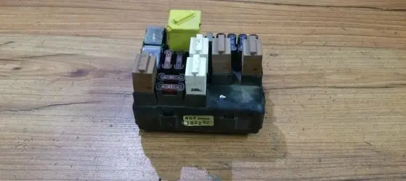 Ford Mondeo MK I Fuse box set 93bg14a073ab 93bg-14a073-ab