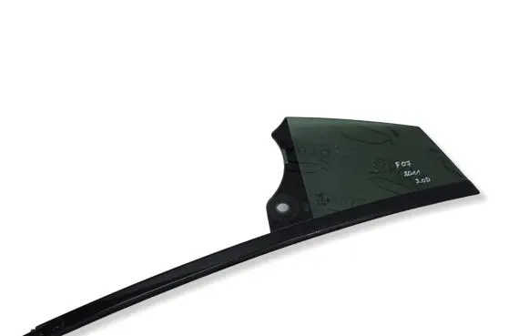 BMW 5 GT F07 Rear vent window glass E000255