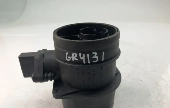 Audi A4 S4 B7 8E 8H Mass air flow meter 074906461B