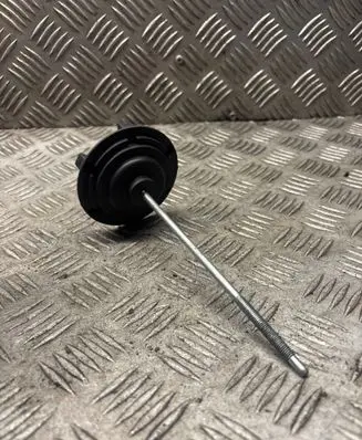 Ford Focus Spare wheel bolt D3L5A