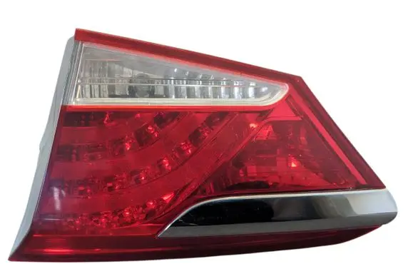 Hyundai i40 Tailgate rear/tail lights 924043Z001