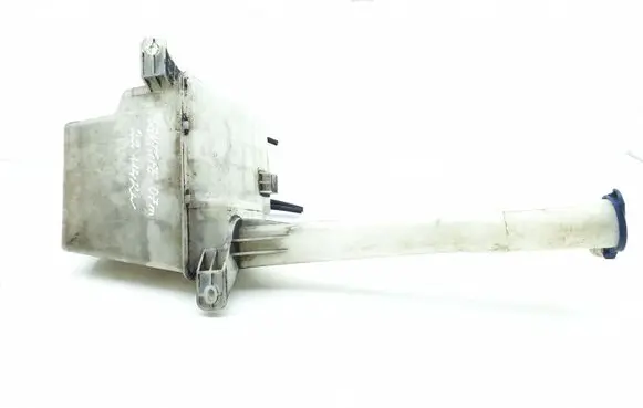 Hyundai Santa Fe Windshield washer fluid reservoir/tank 986102B000 985103E000