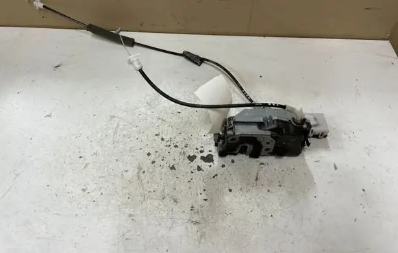 Peugeot 308 Front door lock 567149 A01551 0236