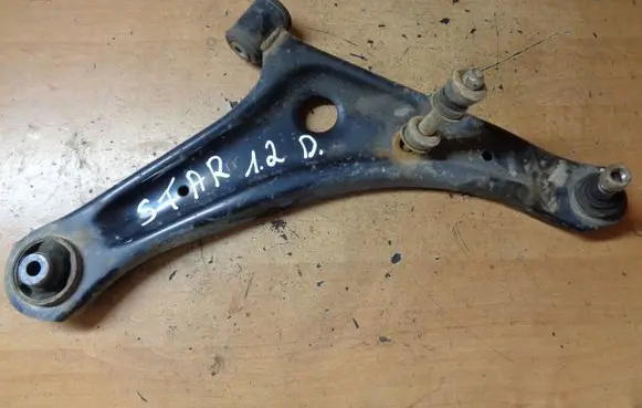 Mitsubishi Space Star Front lower control arm/wishbone