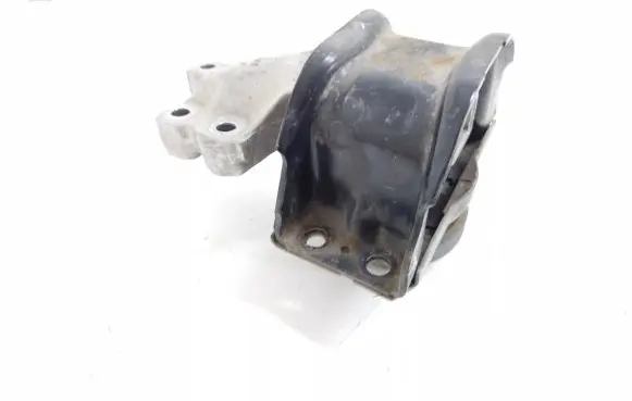 Citroen DS4 Engine mount bracket 9681855180