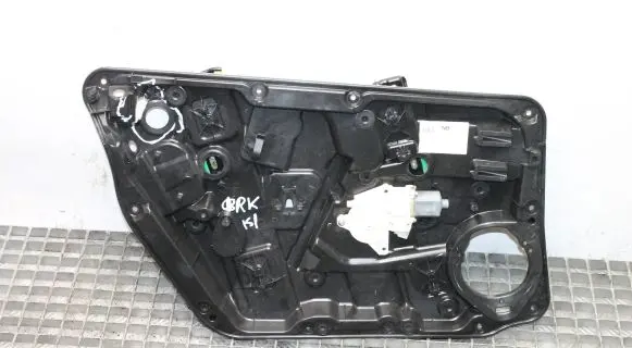 Mercedes-Benz A W176 Front door electric window regulator A1767200179