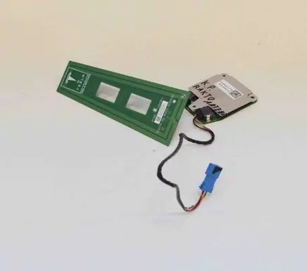 Tesla Model 3 Keyless system antenna 110043700B