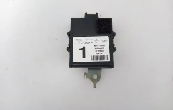 Toyota Auris 150 Door control unit/module 8974102100