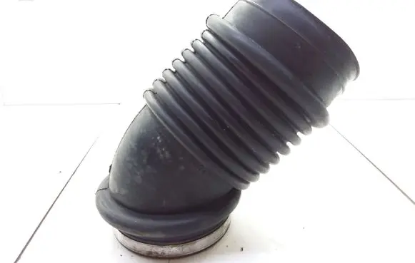Ford Mondeo MK I Air intake hose/pipe 93BB9C623GA
