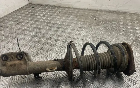 Toyota Avensis T250 Front shock absorber/damper