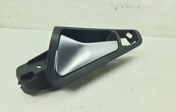 Volkswagen PASSAT B6 Front door interior handle 3C1837113D CZVG5
