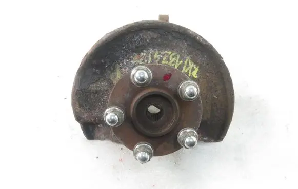 Mitsubishi Outlander Front wheel hub spindle knuckle 