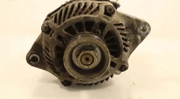 Suzuki Swift I Generator/alternator 3140085L00