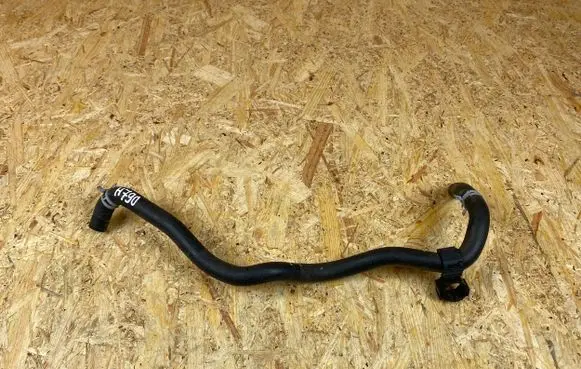 Volvo XC40 Engine coolant pipe/hose 32222095 3888769068