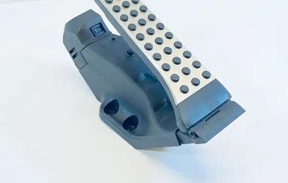 Mercedes-Benz EQC Accelerator throttle pedal A2533002000