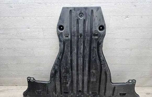 Volkswagen ID.3 Engine splash shield/under tray 1EA825102C