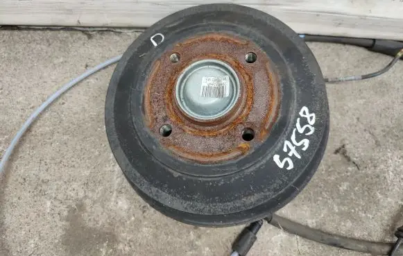 Citroen C3 Rear wheel hub