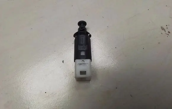 Renault Laguna II Brake pedal sensor switch 414988