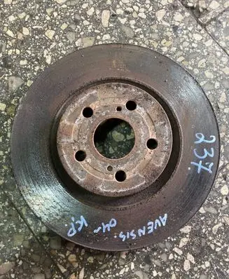 Toyota Avensis T250 Front brake disc