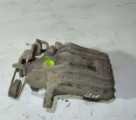 Skoda Superb B5 (3U) Rear brake caliper