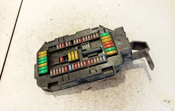 Fuse box set
