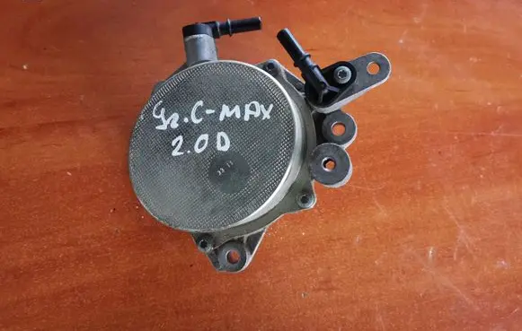 Ford Grand C-MAX Vacuum pump 9673836180