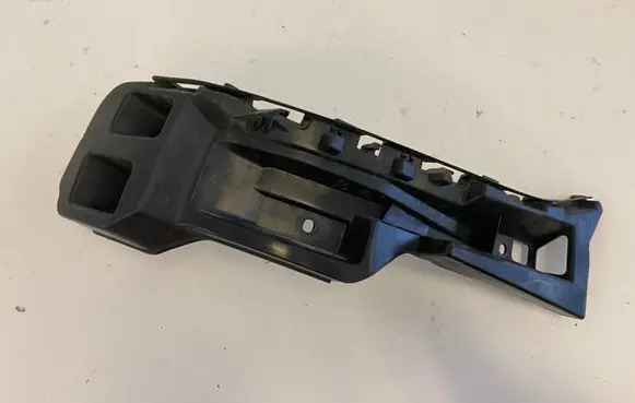 Porsche Cayenne (92A) Rear bumper mounting bracket 7P5807394C