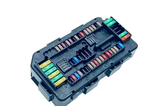 BMW 4 F36 Gran coupe Fuse module 9389068