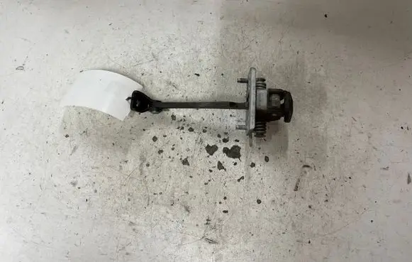 Peugeot 308 Rear door check strap stopper