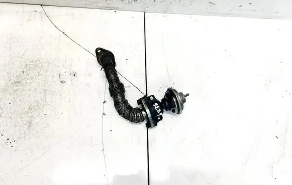 Audi A4 S4 B5 8D EGR valve 028131501e